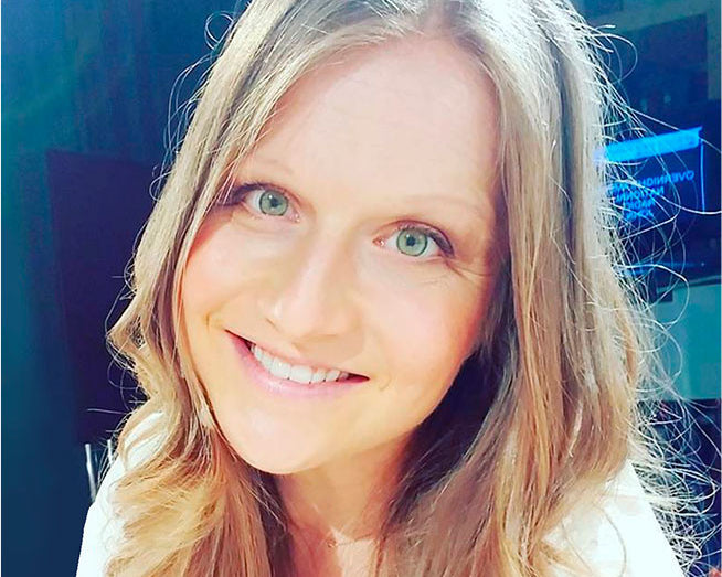 MEET AMIE VALPONE